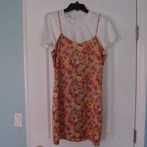 Moving Sale💫 Chelsea & Violet Mustard Gold Satin Summer Dress